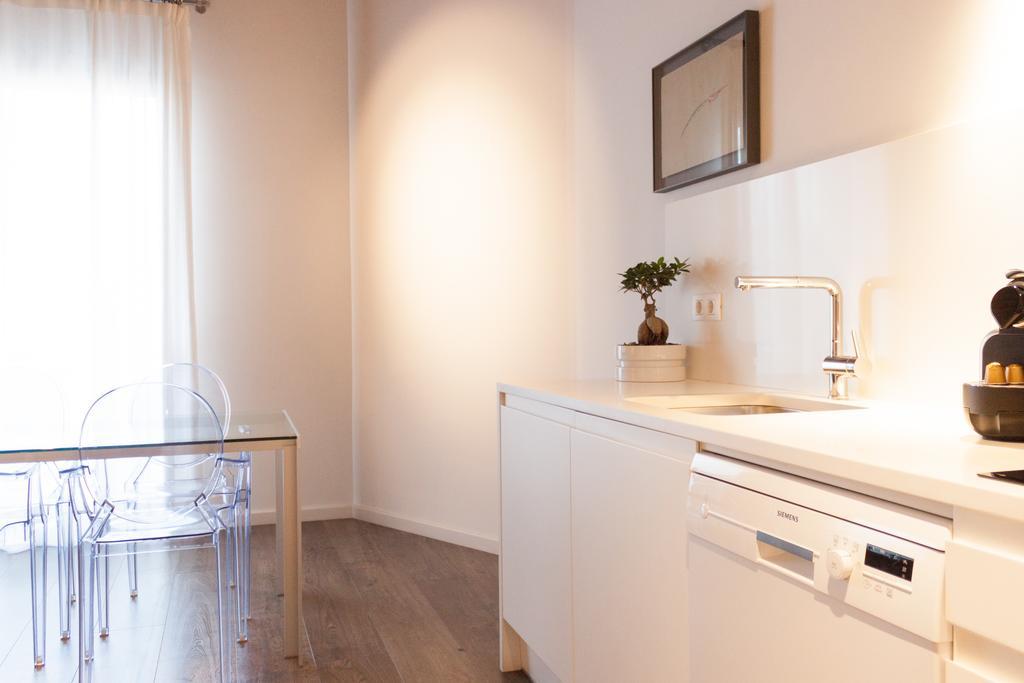 Deco Apartments Barcelona-Diagonal ภายนอก รูปภาพ